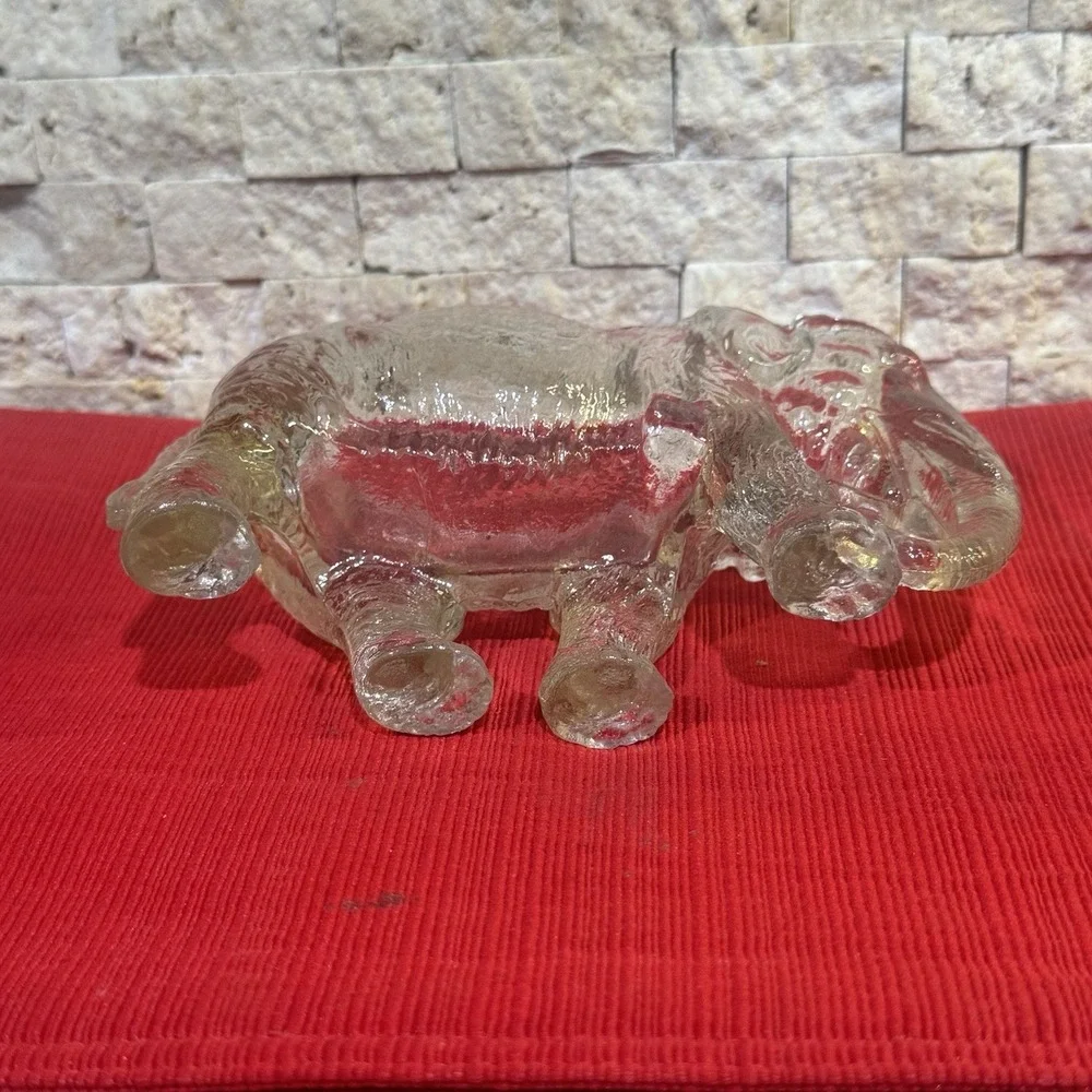 The Unbranded Brand product antique